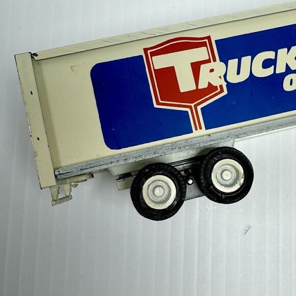 Truck Stops Of America TA Tractor Trailer 1:64 Truck White Winross Rochester NY - Picture 10 of 15